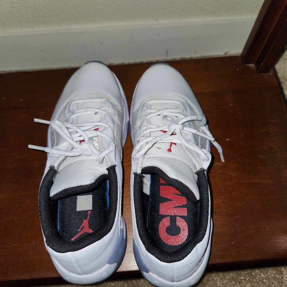 COPY - Size 8 used only a couple of times good condition